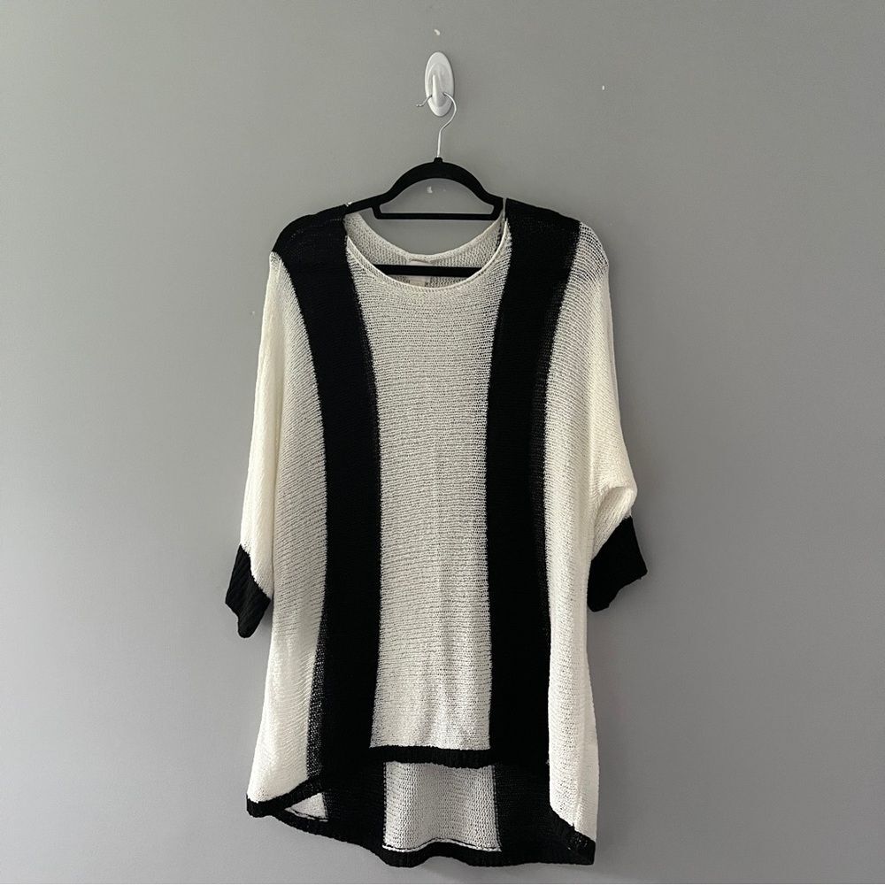 Chicos Lightweight Open Weave Dolman Sleeve Sweater Black White Size 3 XL